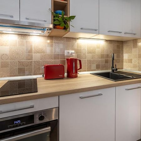 Two-Bedroom Apartment In The Centre Makarska Dış mekan fotoğraf