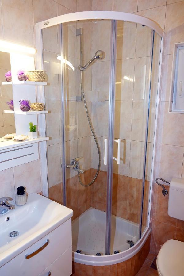 Two-Bedroom Apartment In The Centre Makarska Dış mekan fotoğraf