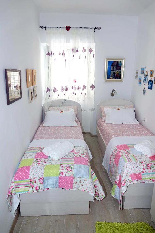 Two-Bedroom Apartment In The Centre Makarska Dış mekan fotoğraf