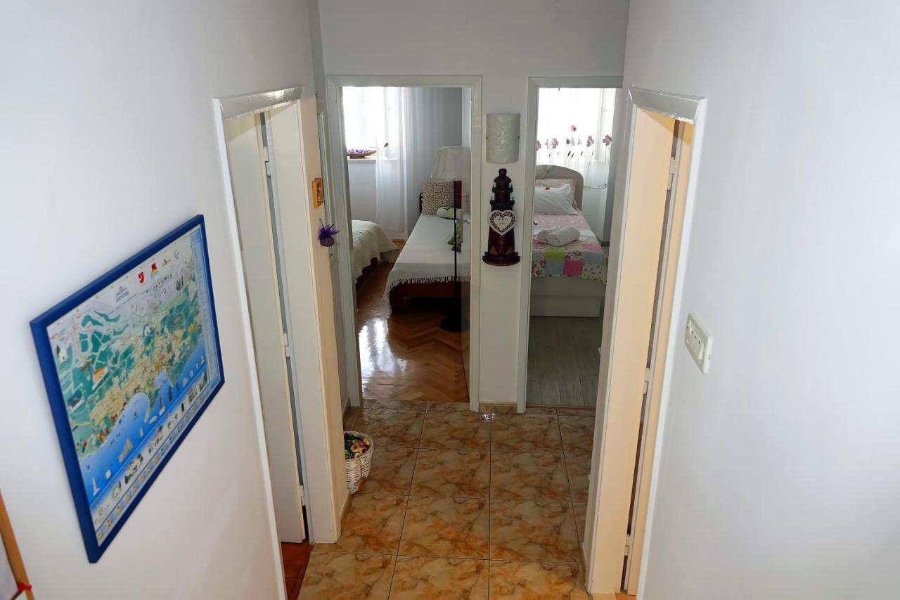 Two-Bedroom Apartment In The Centre Makarska Dış mekan fotoğraf