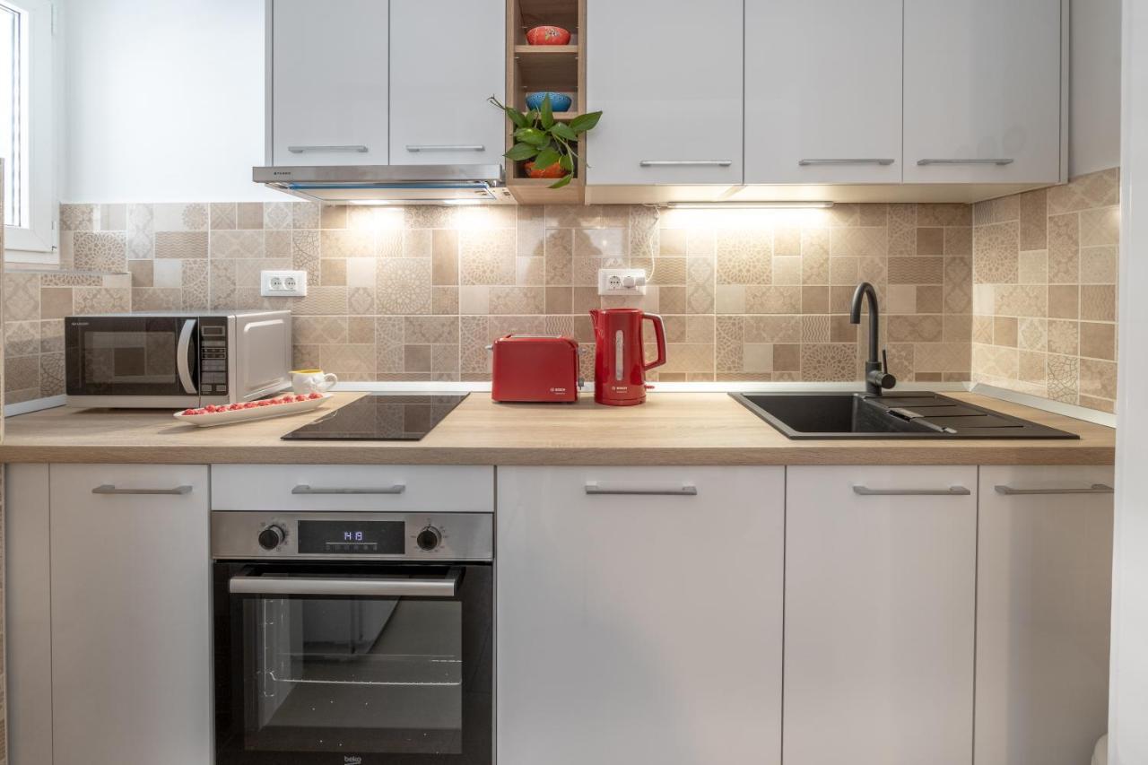 Two-Bedroom Apartment In The Centre Makarska Dış mekan fotoğraf