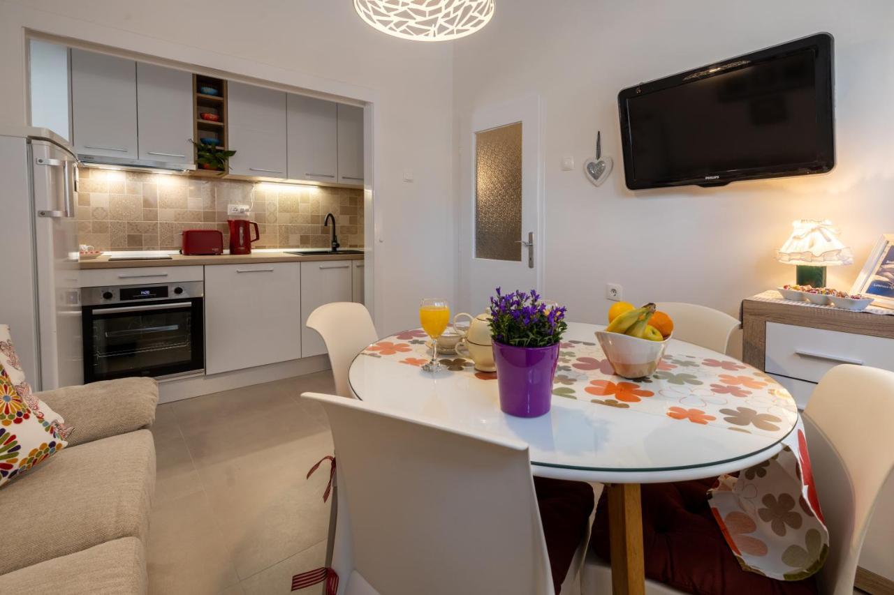 Two-Bedroom Apartment In The Centre Makarska Dış mekan fotoğraf