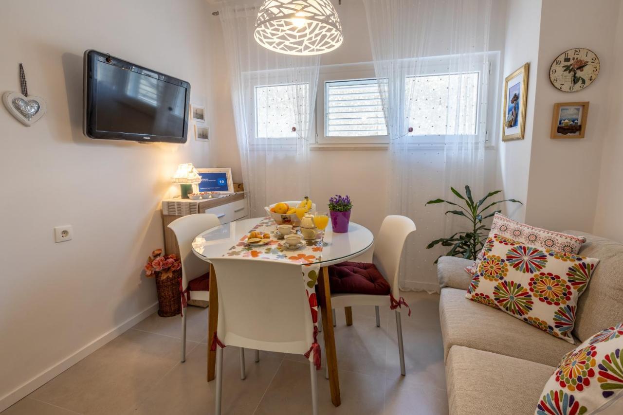Two-Bedroom Apartment In The Centre Makarska Dış mekan fotoğraf